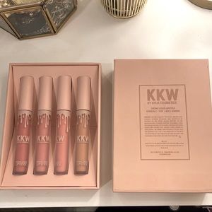 KKW by Kylie Cosmetics Crème Liquid Lipstick Set Nude Pink